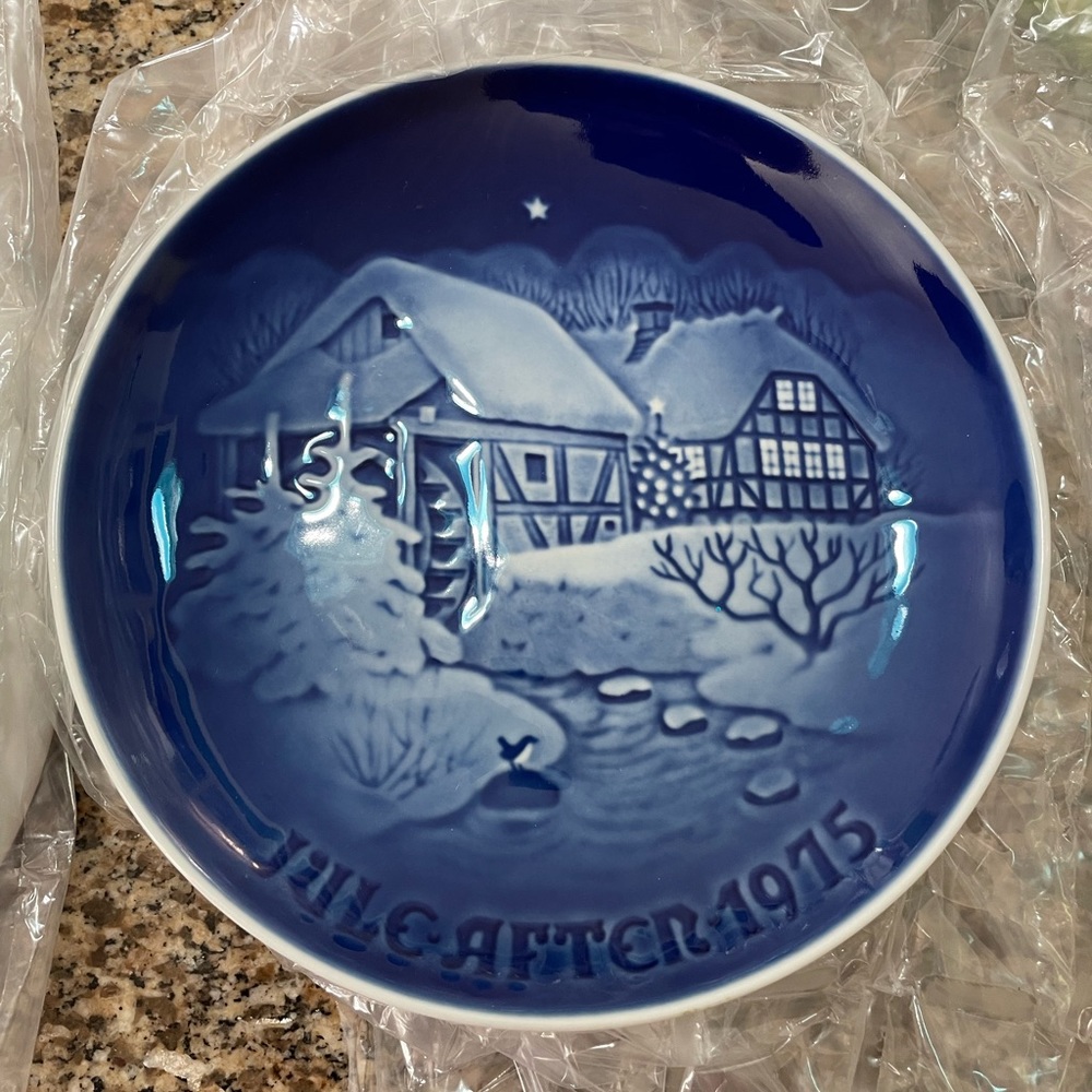 B&G Copenhagen Porcelain, made in Denmark; Christmas at the Old Watermill Plate